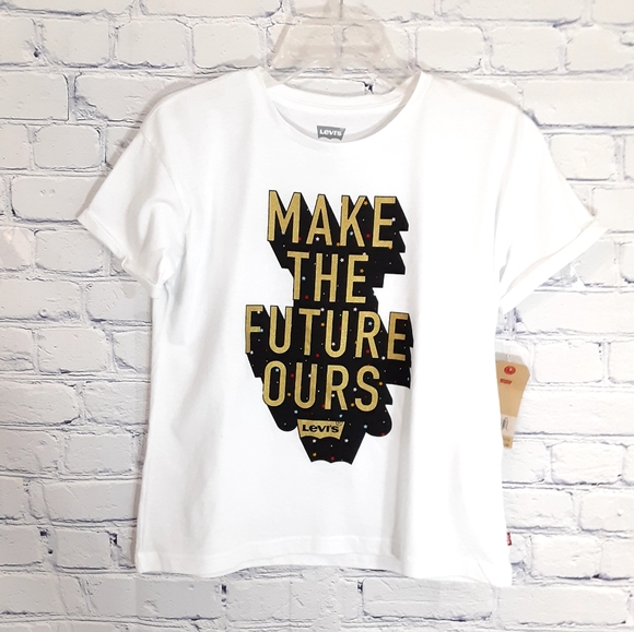 Levi's Tops - Levi's Graphic tee Sz XL